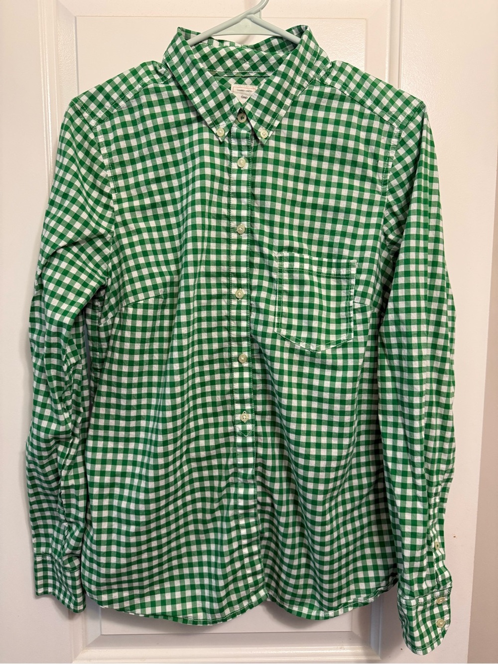 GAP Women’s Green and White Gingham Shrunken Boyfriend Button-Down Shirt